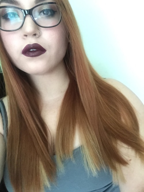 somedeadgirl:  How easy would it be to cosplay Poison Ivy right now?!