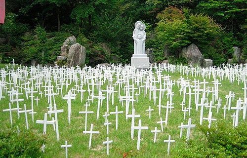 republicanidiots:iheartbeingacatholic:In Korea, Pope Francis to visit cemetery for aborted babiesMay