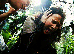 panem-for-evah:  Everlark gifset #2