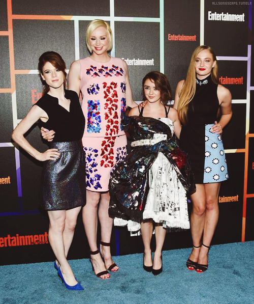 allseriescaps:  Rose, Gwendoline, Maisie & Sophie attend Entertainment Weekly’s Annual Comic-Con Celebration at Float at Hard Rock Hotel San Diego [26.07.2014] 
