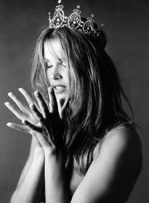 dolcinote:dolcinote3.16my editElle MacPherson