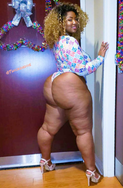 thickordie:  Holiday blessings…😮