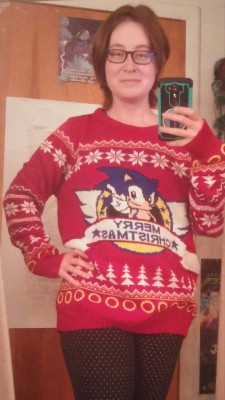 remipup:  Thank you @tigerator for the best sweater ever its perfect 👍👍👍👍👍👍🎄🎁 