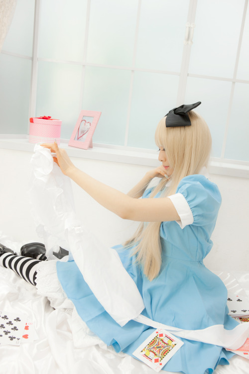 Alice in Wonderland - Alice Liddell (usakichi) 1-5