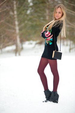 tightsobsession:  Perfect for winter. Via