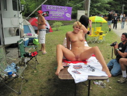 nakednorth69:  Joyfully exposing herself