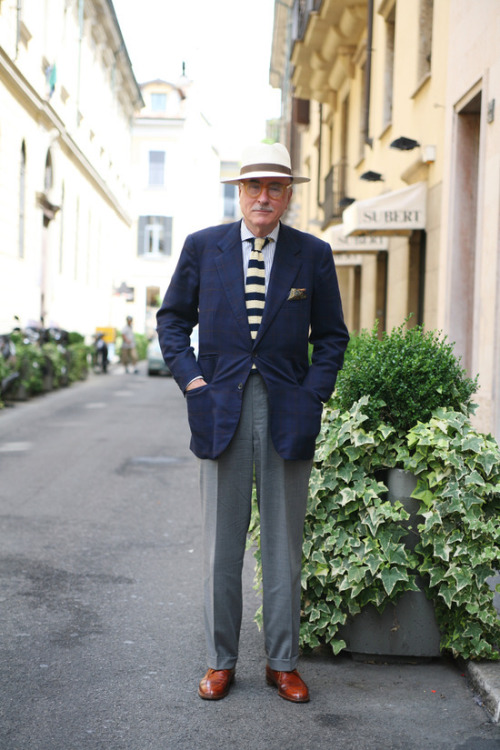 Luciano Barbera featuring the navy sport coat - grey slacks combination