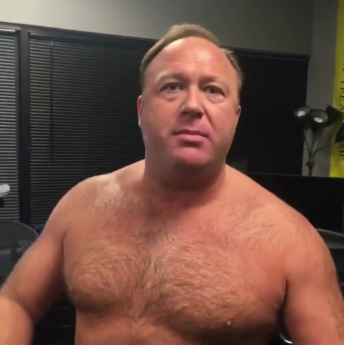 bigmenoftvandfilm:  Alex Jones stripping off.Watch the video here: http://www.infowars.com/alex-jones-takes-his-clothes-off-for-the-fbi/