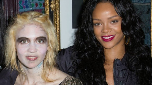 grodyhoe: versaceslut: Rihanna with Friends: Katy Perry, Miley Cryus, and Beyonce Knowles.  that… is