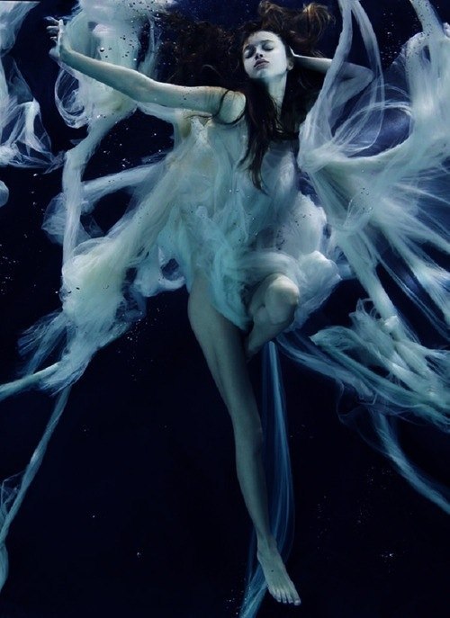liza-chakalova:  Marcelina Sowa by Alix Malka for Numéro Tokyo #15. 