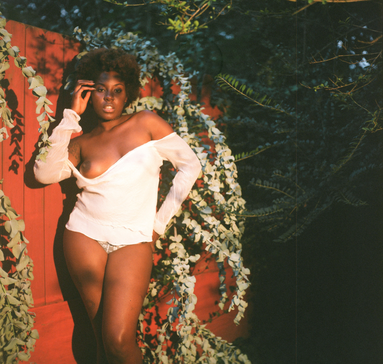 makingsciencesexy:  Sade and I playing in the back yard of my new place. The sun