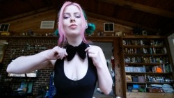 chellesilverstein:    clips4sale     manyvids