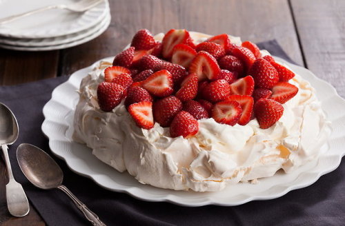 Strawberry Pavlova