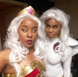 fuckyeahsavagesistas:  Chasing Daylight Cosplay - Amazon and Storm!(say nothing… just let this image wash over you)San Diego ComicCon - 2015https://www.facebook.com/chasingdaylightcosplay  Amalgam Cosplay rocks!!!