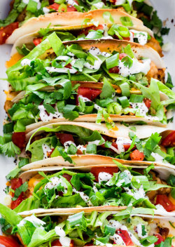 do-not-touch-my-food:  Mexican Beer Chicken