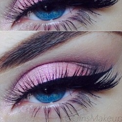 limecrime:  Soft pink eyeshadow + black liner