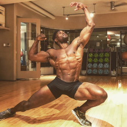 Edward, The Vegan Prince | @Veganprince   Classic Physique Personal Trainer  //Banana