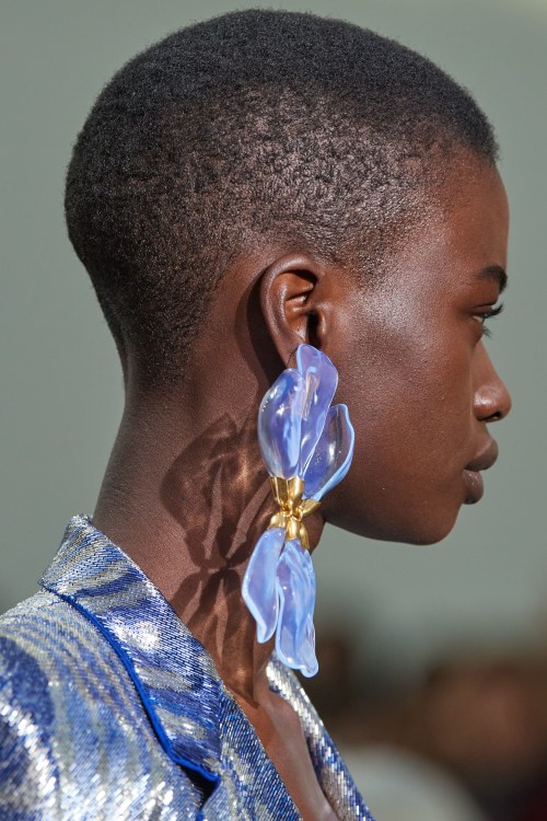 leah-cultice:Earrings at Schiaparelli Spring 2020 Couture