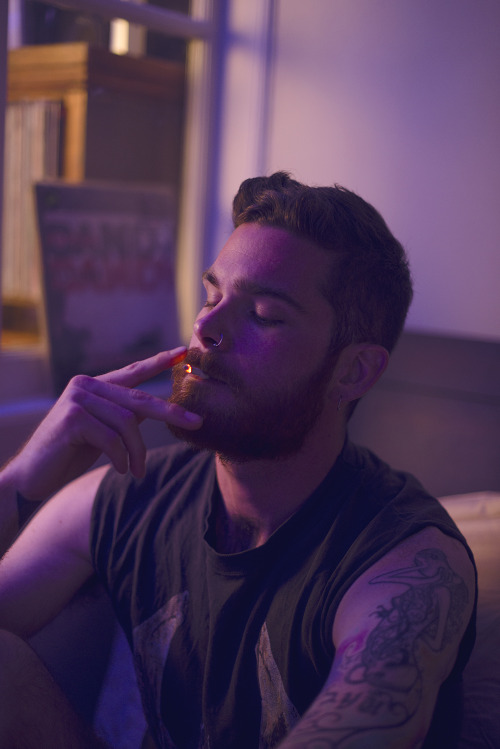 sexydevilhuntingclub:  richardksawyer: Kurt by Richard Sawyer 