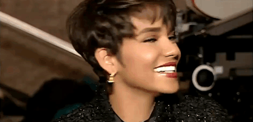 sbrown82: Halle Berry on the set of Boomerang (1992)