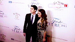 kurtsies:Lea Michele and Darren Criss arrive at the 19th Annual Taste For A Cure Gala.