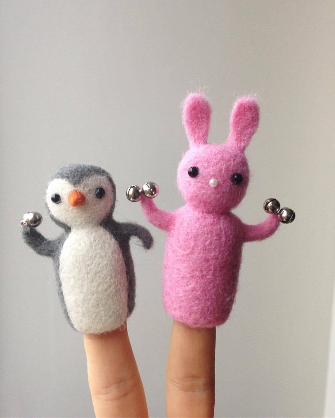 I made these toys last year for the birthday of amazing woman, singer and vocal coach @ia_kunafina 💛✨ #cutie #smile #finger #fingertoy #wool #handmade #withlove #neddlefelting #handmadegift #haveaniceday #haveagoodtime #makelove #givesmiles #soul...