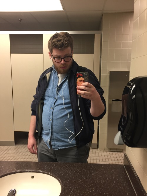 phatterme:  gonnagetfat:  A #modest #tummytuesday for y'all sinners  Looking round!