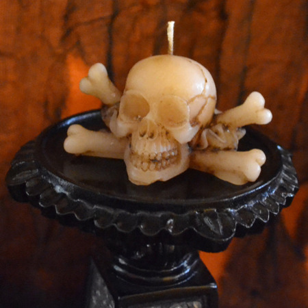 cute-thangsss:   Hand Candle  Spine Candles  Skull and Crossbones Candle  Anatomical
