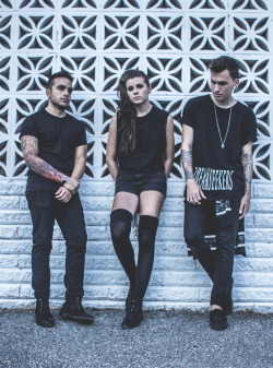 lynnpvris:  by BigCityThoughts.com.