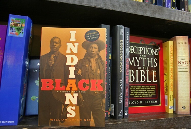 black-exchange:  Eso Won Books  www.esowonbookstore.com   ✨ Veteran bookshop spotlighting