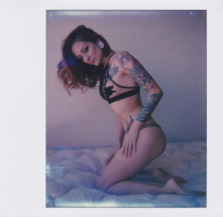 https://www.patreon.com/posts/4318456A ŭ pledge on my Patreon gets you instant access to my blog where you can download the full set of 15+ awesome polaroid scans from my shoot with BlvckringAnalog :) model Theresa Manchester photos BlvckringAnalog