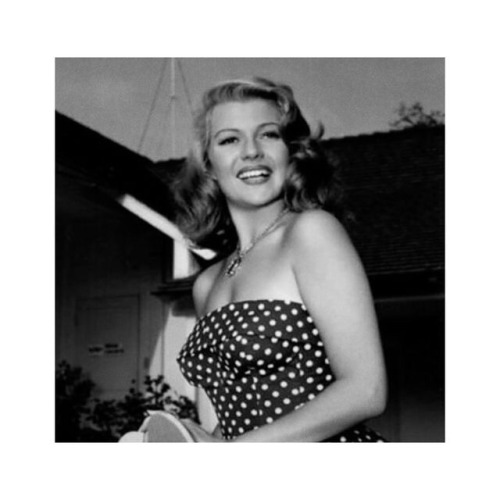 Rita Hayworth, 40s.