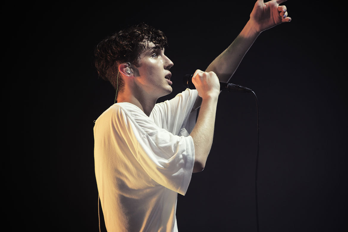 suburbia-sivan:
“13/1/16 Sydney [x]
”