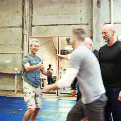 lydiabutz:  rheagars:  Lee Pace | The Hobbit Production Videos  oh sweet lord 