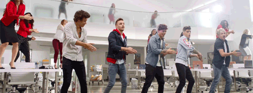 joshyouaresodevine:  this was the best part because it was all of their moves and to probably anyone who doesnt know them this looks like the worst dance choreography ever but its actually just them which is what the music video is about and im too in