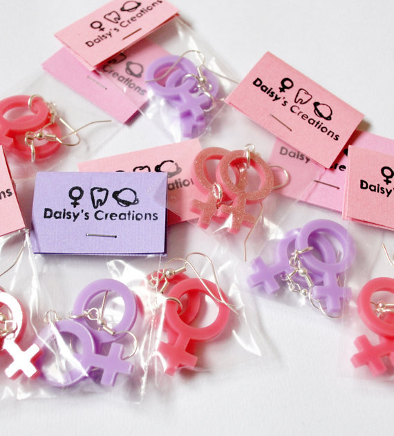 nappyhappy:  DAISY’S CREATIONS SUPER FEMINIST GIVEAWAY! You could win; Feminist