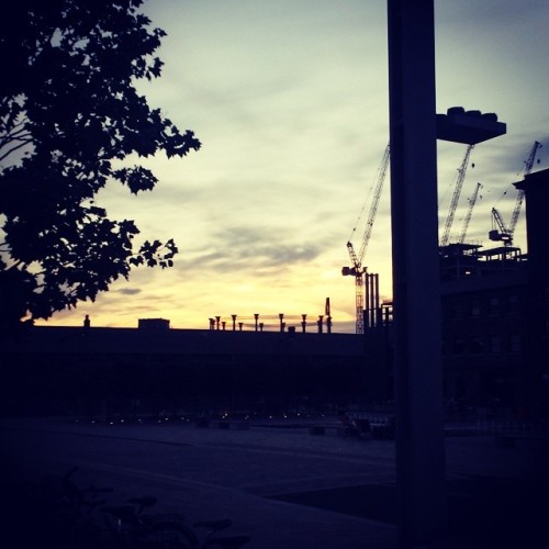 Proper enjoyed just walking round and taking photos of random shit earlier #kingscross#sky#sunset#st