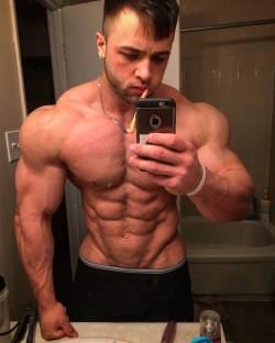 themuscleworshipdiaries:  Stopping mid brush to take a cheeky selfie of your outrageously pumped guns, crazily developed delts, gorgeously ripped abs and insanely awesome cum gutters. We’ve all been there.