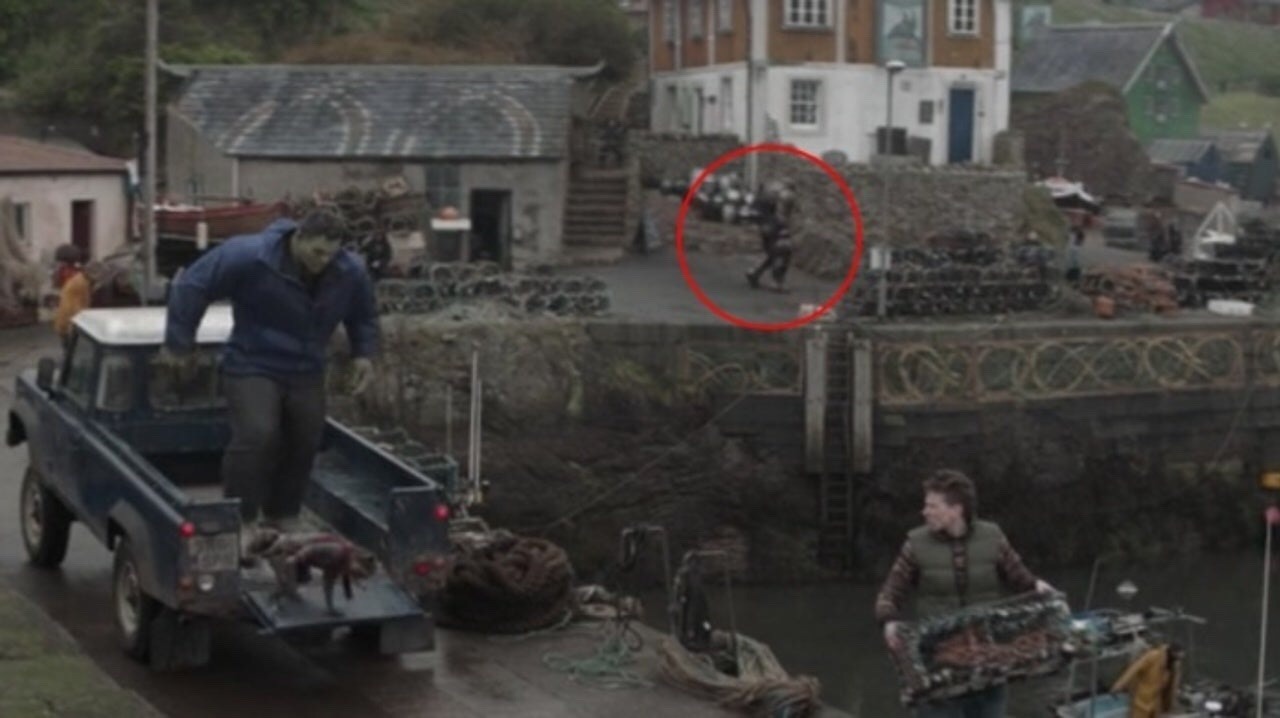 Featured image of post Bilgesnipe Thor Ragnarok the scavenger people in the background there is the body of a bilgesnipe that he refers to in the the avengers 2012 in norse mythology thor fights j rmungandr the world serpent during ragnarok