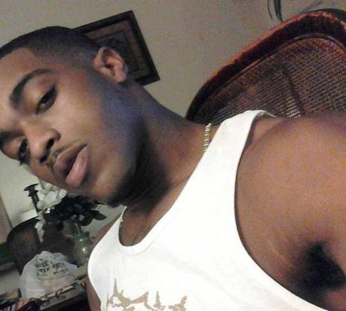 still2flyy:  manuponman:  Homie is beautiful. #MyType  YES GAWD!!! ♥♥♥♥♥♥♥♥♥♥