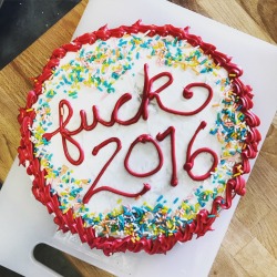 shessofuckedinthehead: gaytectives: happy new year! any excuse for cake tbh 