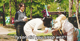 seouldramas:  “Do I look like a spinster who used to be some idol group’s fan