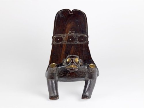 Taíno Ritual Seat (1292 – 1399, Dominican Republic).This ritual seat, or duho, was found in a cave n