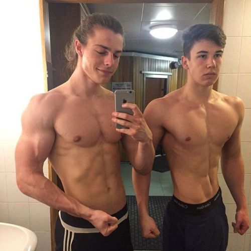 Porn photo   Max Aldous Fitness  