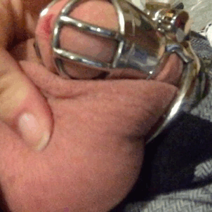 lockedupchastityhusband:  I asked for a hand job. This is what I got. 😐