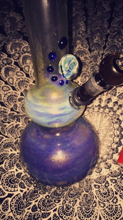 I am so in love with my bong.