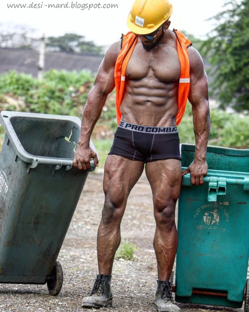 hm69: desixposed: Macho Hunks HM & Hunter 8=>~~ (HM)  will enter your dreams  follow. SUBMIT HERE.(Hunter) will shred your seams follow. SUBMIT HERE 