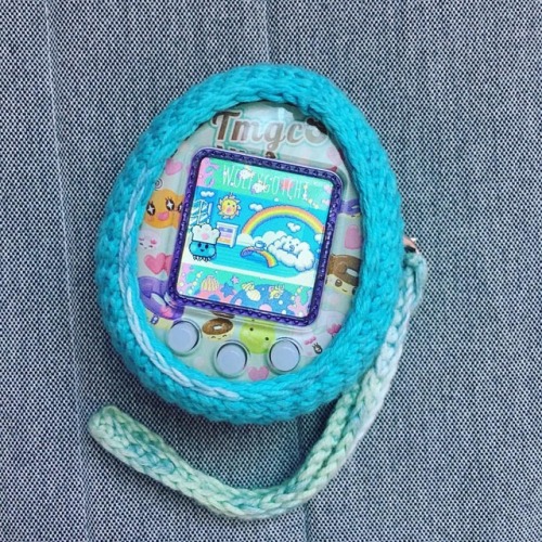 He is so cute in every hat I put on him ☺️ #tamagotchi #tamagotchi4u