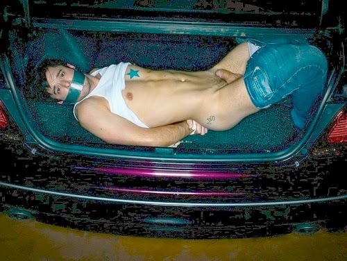 boystrippedbare: Luke couldn’t believe Dylan had made a pass at his girlfriend. It took some nerve f
