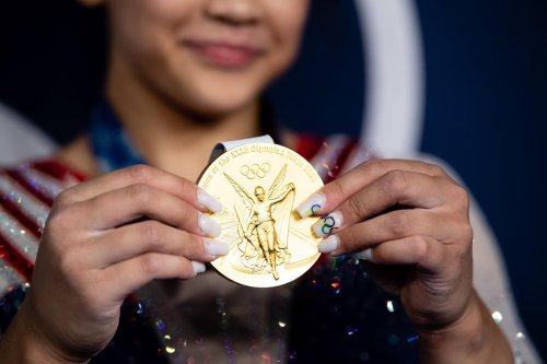 rhodeytony: olympic all around gold medalist suni lee &lt;33333